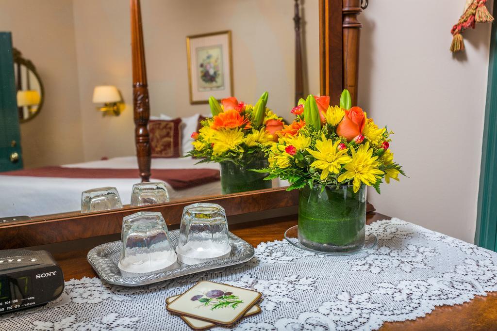 Spencer House Inn Сэйнт-Мэрис Номер фото